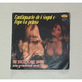 L'Antiquario Dei Sogni E L'Opera Prima Vinile 7" 45 giri Un'Emozione In Più / Nuovo