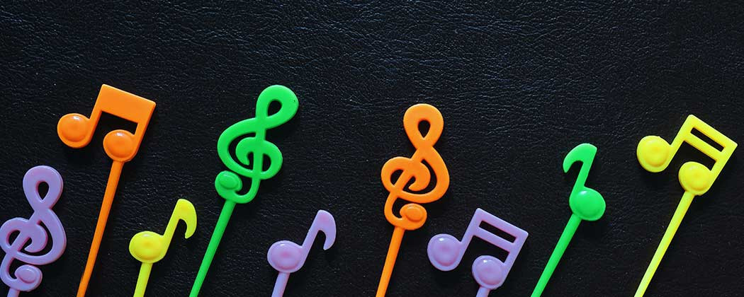 Ampio catalogo musicale di dischi in vinile, cd, musicassette